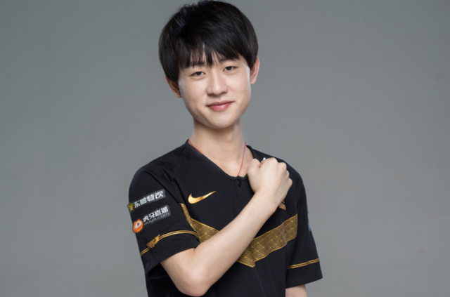 稳健的控球 稳健的控球