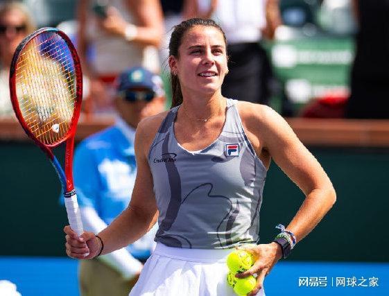 倍感振奋 倍感振奋